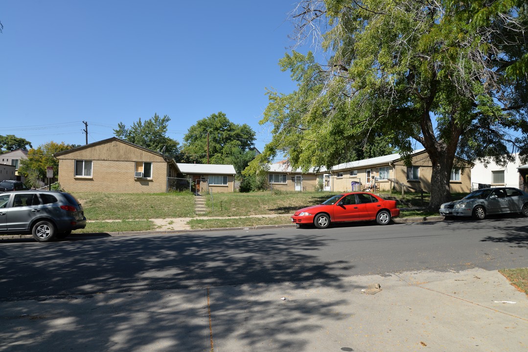 3601-3619 Lipan St in Denver, CO - Building Photo