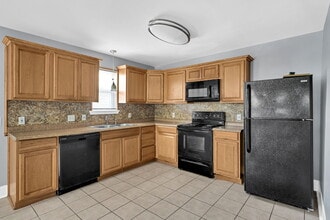 5151 St Anthony Ave in New Orleans, LA - Building Photo - Building Photo