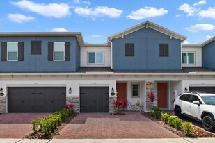 4839 Jackstaff Wy in Oviedo, FL - Building Photo