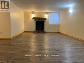 12 PARKWAY Ave in Kawartha Lakes, ON - Building Photo - Building Photo