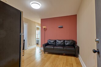 198 Court St in Binghamton, NY - Foto de edificio - Building Photo