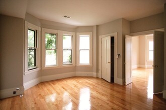14 Bigelow St in Cambridge, MA - Building Photo - Building Photo
