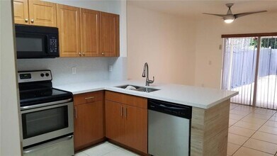 20554 SW 93rd Ave in Cutler Bay, FL - Building Photo - Building Photo
