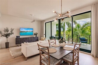 850 Central Ave in Naples, FL - Building Photo - Building Photo