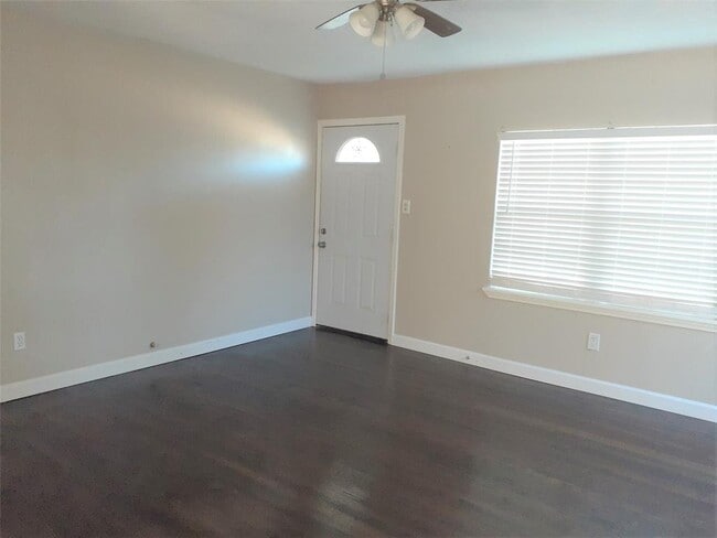 3313 Houston St in Rosenberg, TX - Building Photo - Building Photo