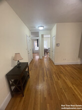 35 Harvard St, Unit 1 in Brookline, MA - Building Photo - Building Photo