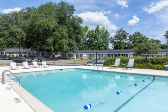 Georgetown Villas in North Augusta, SC - Foto de edificio - Building Photo