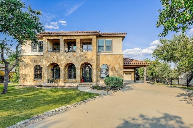 17005 Northlake Hills Dr in Jonestown, TX - Building Photo - Building Photo