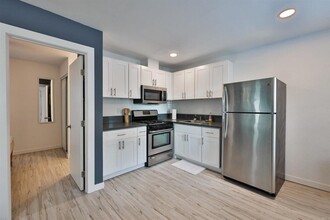 1307 Division St in Oceanside, CA - Building Photo - Interior Photo