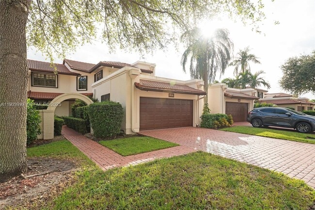 property at 9318 NW 50th Doral Cir S