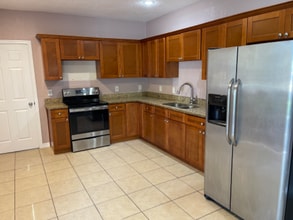 3234 Welborn Way in Tampa, FL - Building Photo - Building Photo