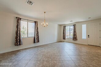 4592 E Gleneagle Dr in Chandler, AZ - Foto de edificio - Building Photo