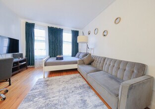 1422 2nd Ave in New York, NY - Building Photo - Building Photo