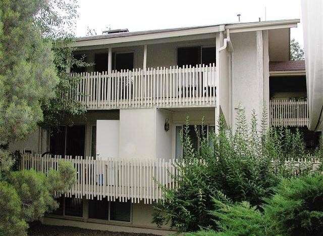 property at 2707 Valmont Rd