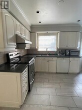 33 Apple Orchard Path in Markham, ON - Building Photo - Building Photo