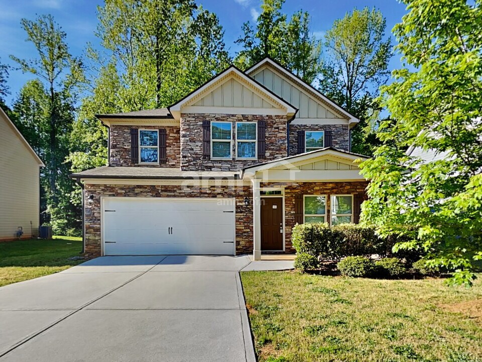 440 Pearson Cir in Hampton, GA - Building Photo