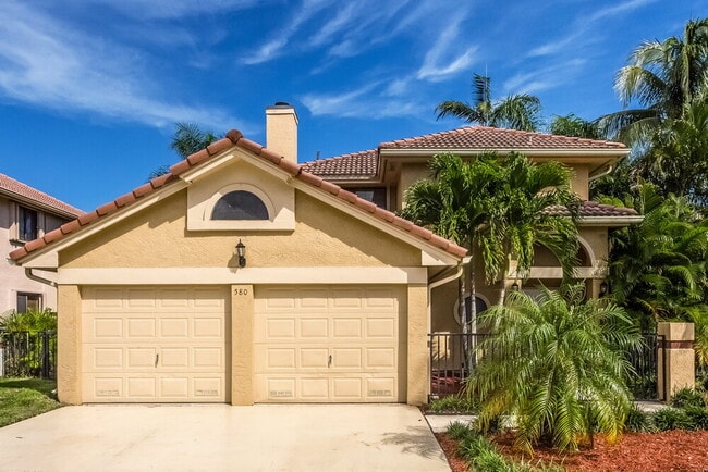 580 NW 38th Ave