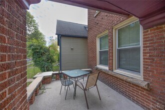 114 Ashland Ave in Buffalo, NY - Building Photo - Building Photo
