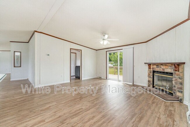 88 Walnut Ave in Belmont, NC - Building Photo - Building Photo