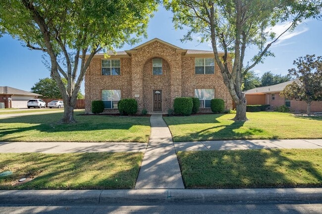 432 Ponderosa Trail in Murphy, TX - Foto de edificio - Building Photo