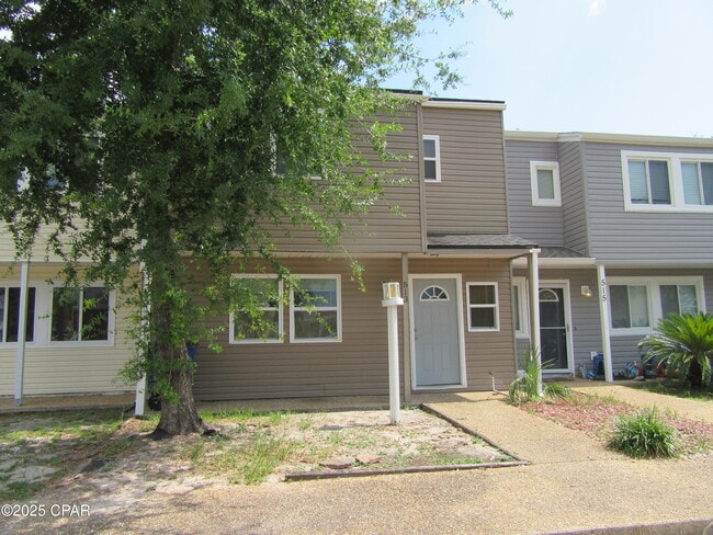 513 Palermo Rd in Panama City, FL - Foto de edificio - Building Photo