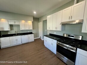 548 Harrison Ave in Scranton, PA - Building Photo - Building Photo