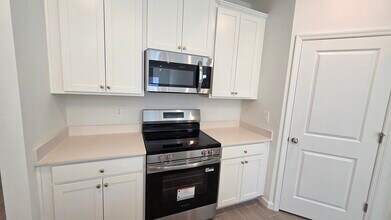 8954 SW 69th Ter in Ocala, FL - Building Photo - Building Photo