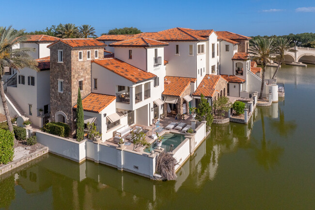 Toscana at Tuscany Reserve in Naples, FL - Building Photo - Building Photo