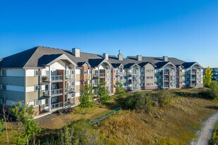 92 Saddle Tree Crt NE in Calgary, AB - Building Photo