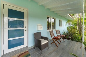 149 Fern Way in Miami Springs, FL - Building Photo - Building Photo