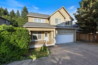 708 G St SW in Tumwater, WA - Building Photo - Building Photo