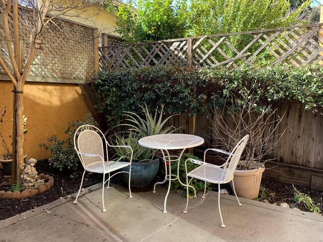 6151 Camino Verde Dr in San Jose, CA - Foto de edificio - Building Photo