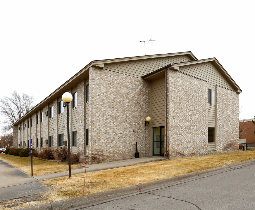 Ridgeway Apartments in Monticello, MN - Building Photo