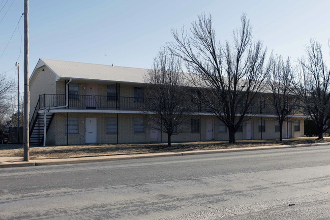 Di Lea Apartments in Oklahoma City, OK - Foto de edificio - Building Photo