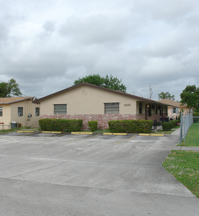 4031 SW 21st St in Hollywood, FL - Building Photo - Building Photo