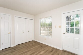 2813 Arbor Lane Cove in Memphis, TN - Foto de edificio - Building Photo