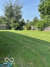 1554 Stanford Dr in Avon, IN - Building Photo - Building Photo