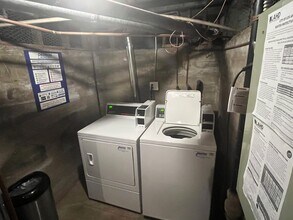 457-459 Kelton Ave in Los Angeles, CA - Foto de edificio - Building Photo