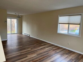 O1 Grandview Dr, Unit O-1 Grandview in South Burlington, VT - Building Photo - Building Photo