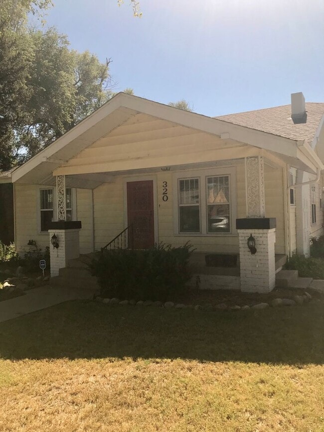 320 Sunset Terrace in Amarillo, TX - Building Photo - Building Photo