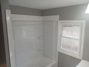 3615 Holcomb Ave in Des Moines, IA - Building Photo - Building Photo