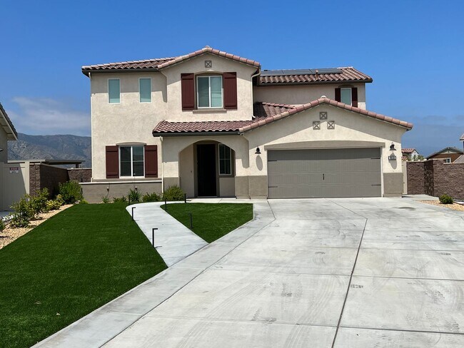 29131 Brittbush in Lake Elsinore, CA - Foto de edificio - Building Photo
