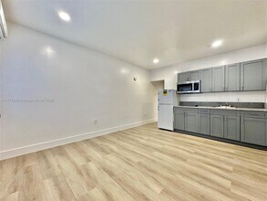 5545 N Miami Ave in Miami, FL - Building Photo - Building Photo