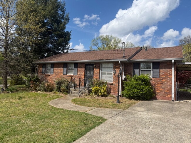 property at 3936 Plantation Dr