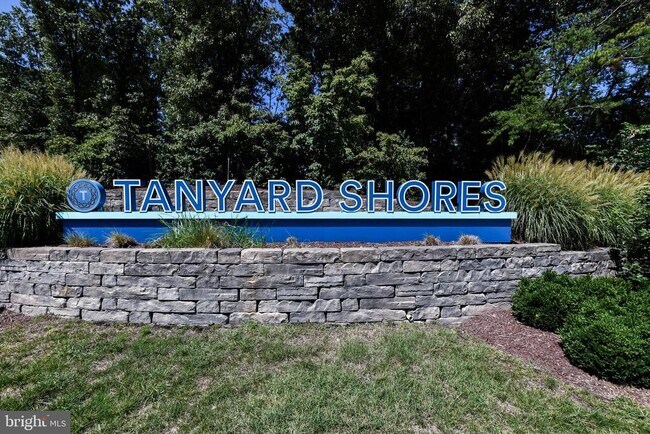 7205 Sprouse Ct in Glen Burnie, MD - Foto de edificio - Building Photo