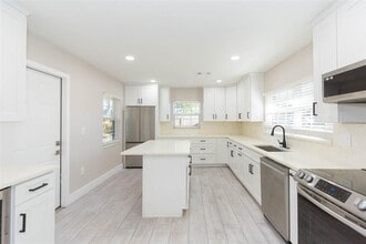 4203 W Oklahoma Ave in Tampa, FL - Building Photo - Building Photo