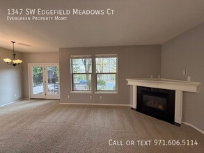 1347 SW Edgefield Meadows Terrace in Troutdale, OR - Building Photo - Building Photo