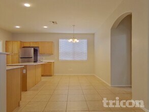 12541 W Bird Ln in Litchfield Park, AZ - Building Photo - Building Photo