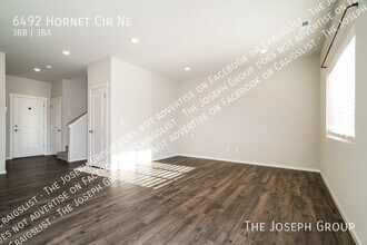 6492 Hornet Cir NE in Bremerton, WA - Building Photo - Building Photo