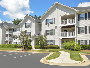 Scarlett Place Apartments in Jonesboro, GA - Building Photo - Building Photo